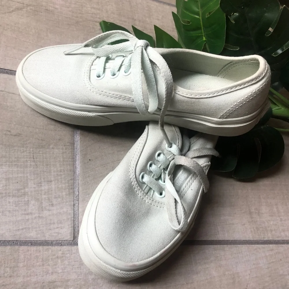 Vans off wall