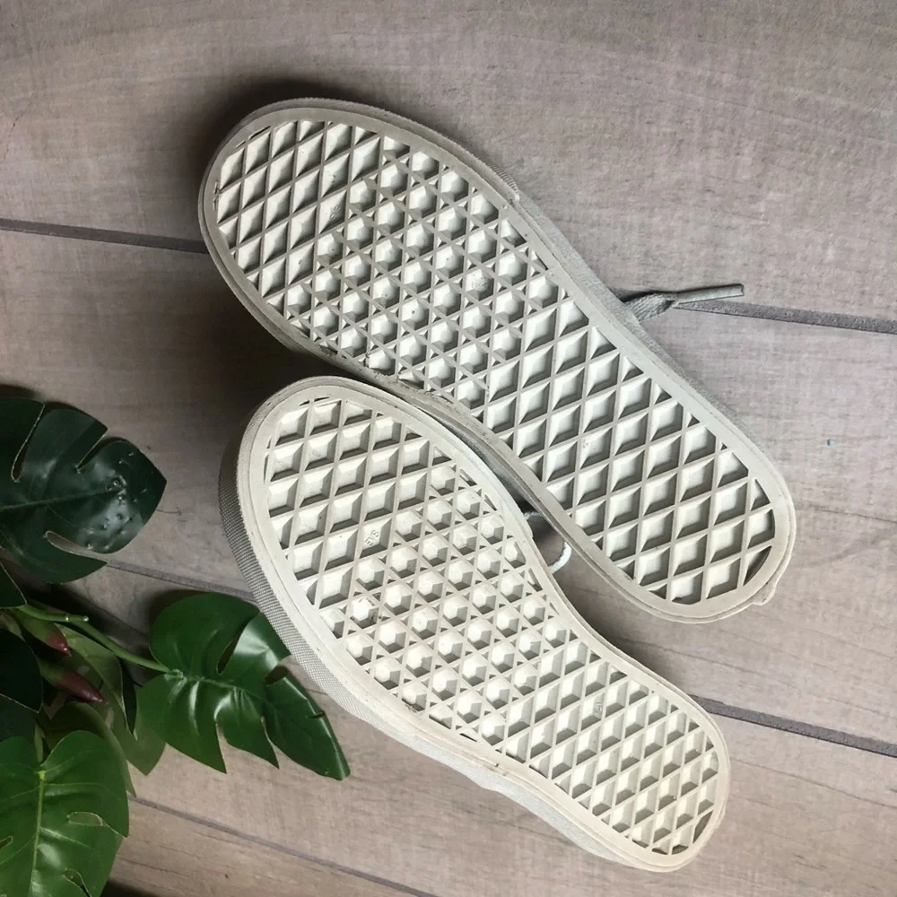 Vans off wall