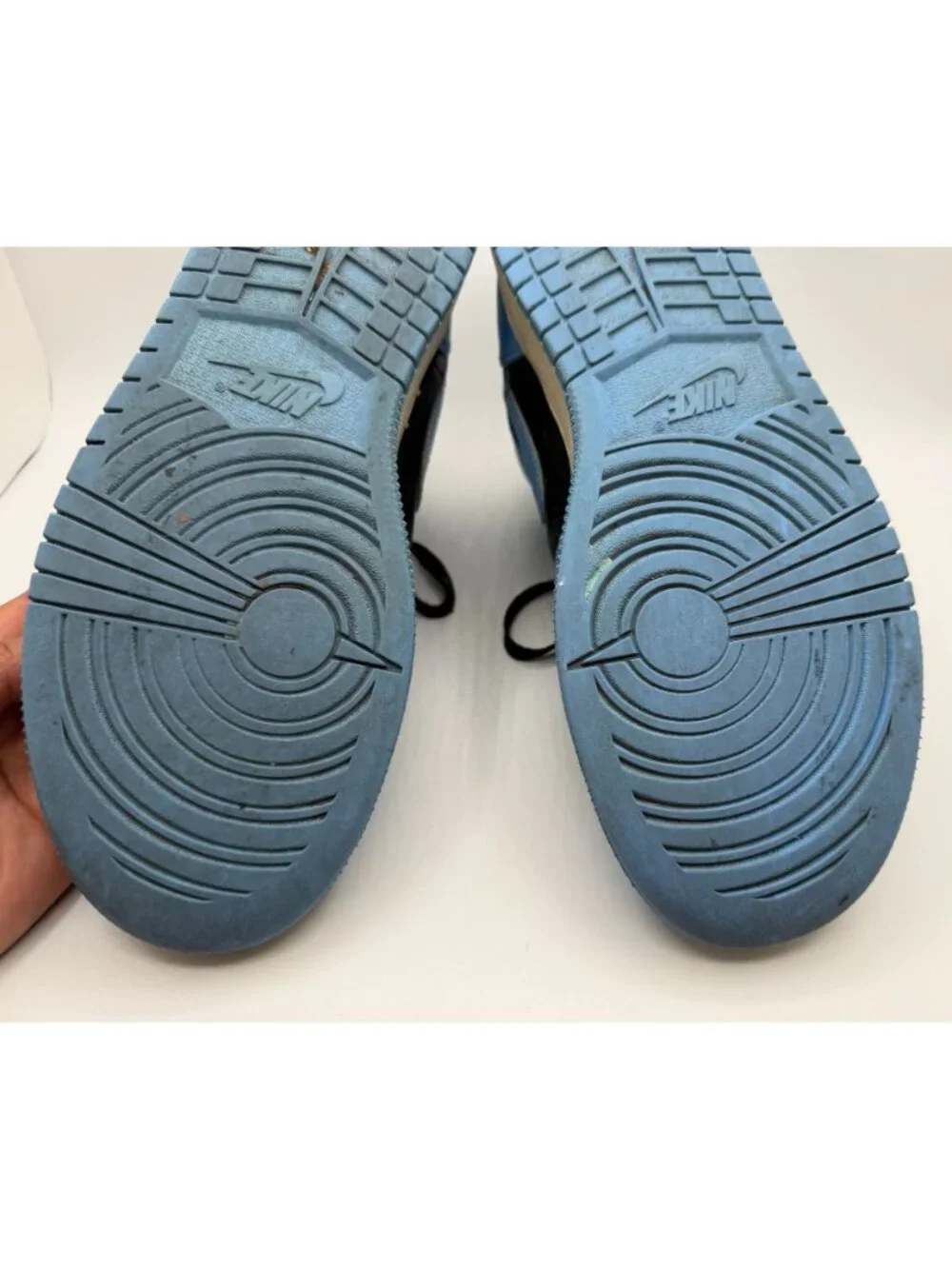 Nike around outer features
