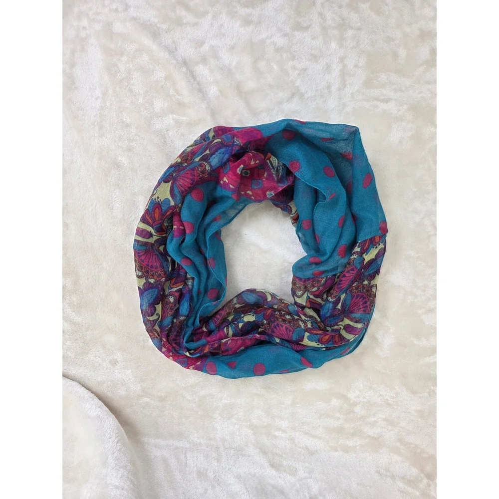 Unbranded lightweight infinity