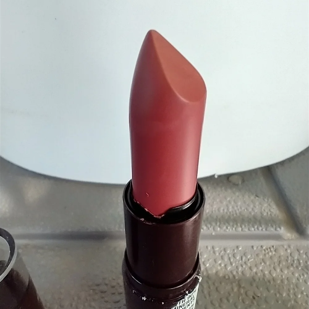 Maybelline mineral power