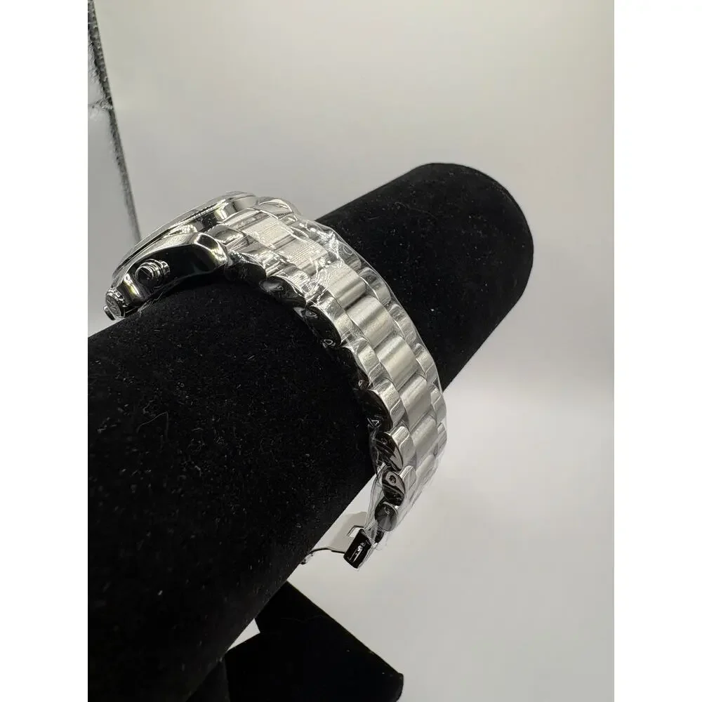 Michael Kors band material