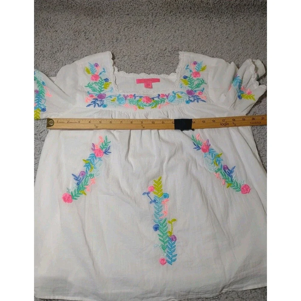 Lilly Pulitzer lightweight white