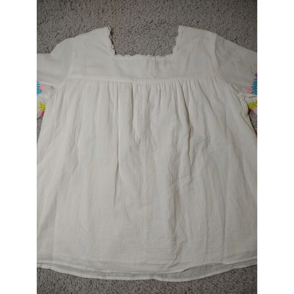 Lilly Pulitzer lightweight white