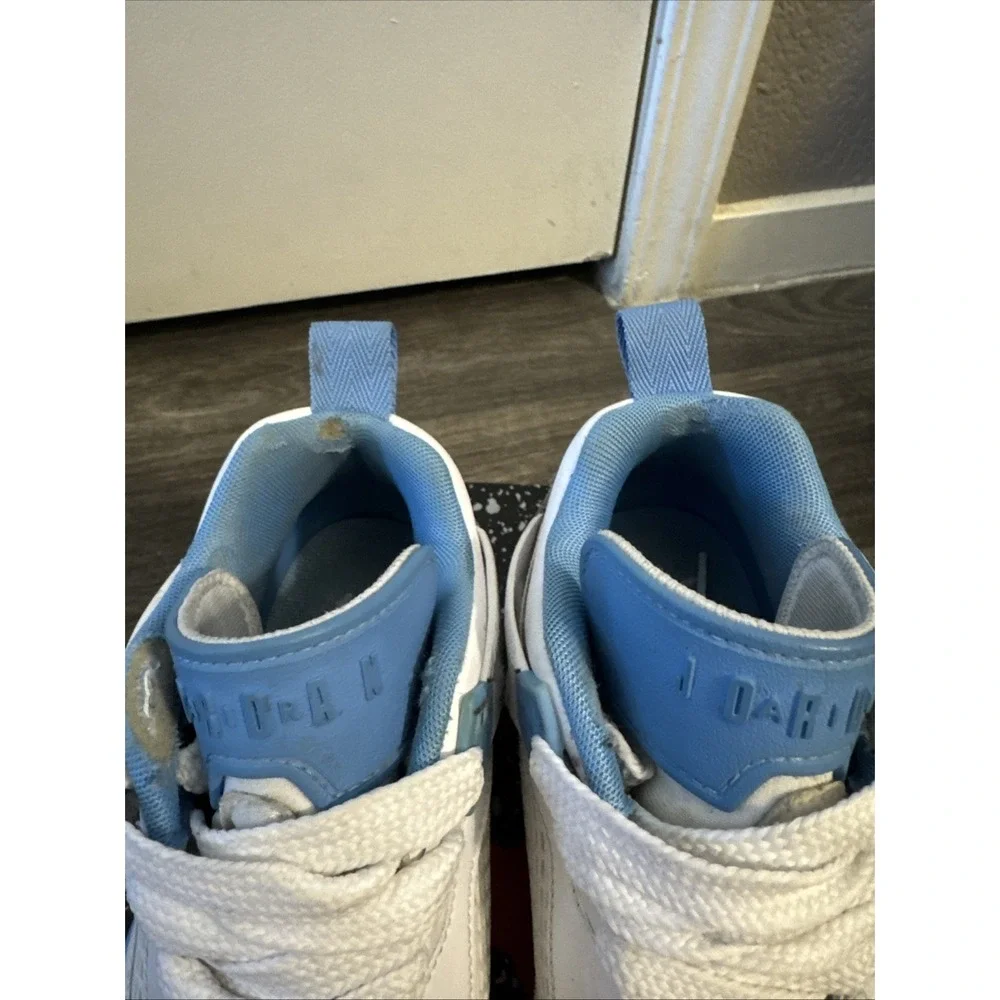 Air Jordan Spizike Low UNC Sneakers Men's Size 8 White And Blue Shoes