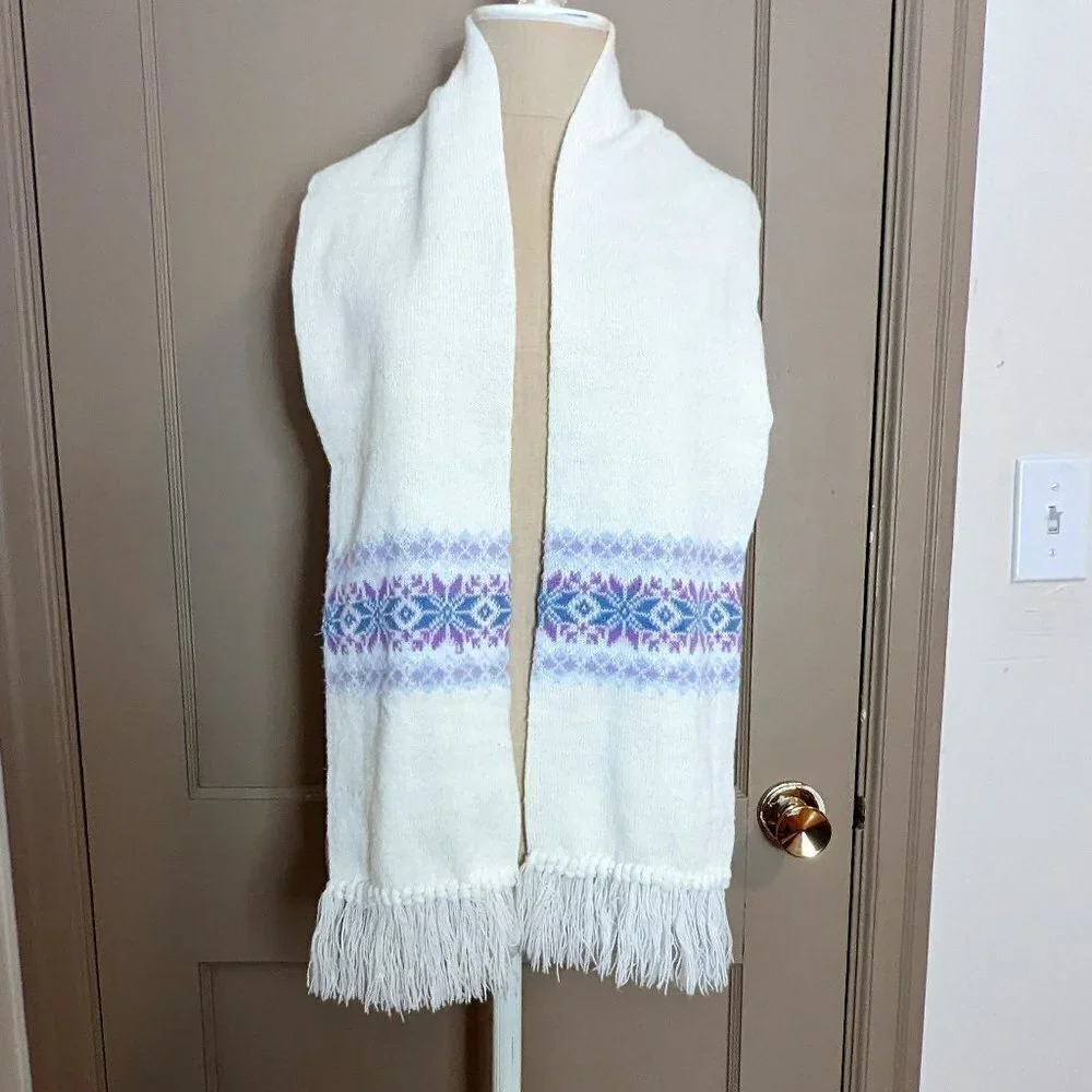 Vintage knit fringe