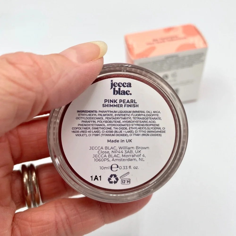 Jecca Blac play pots
