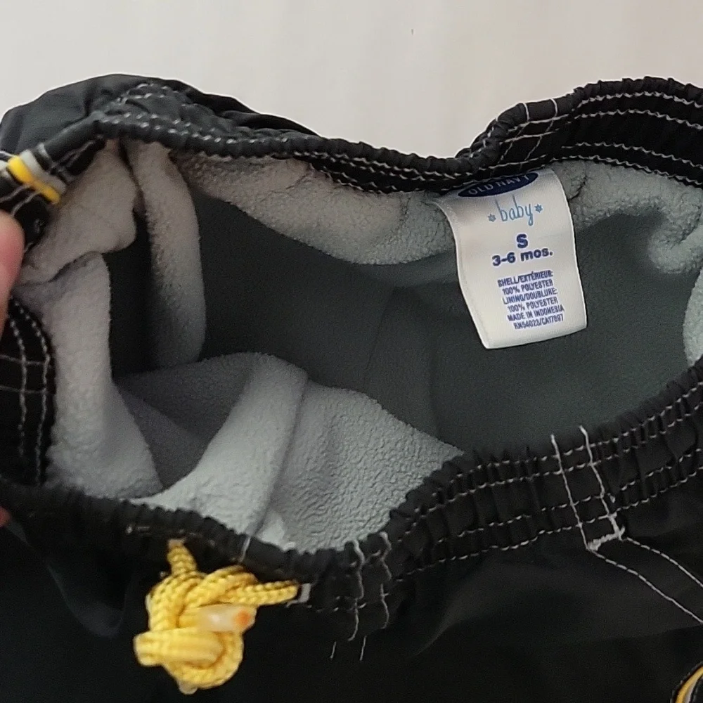 Old Navy baby small