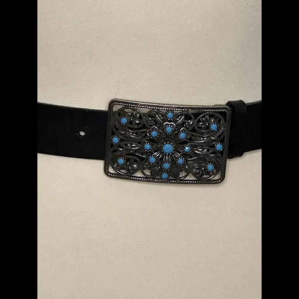 N/A black rectangular