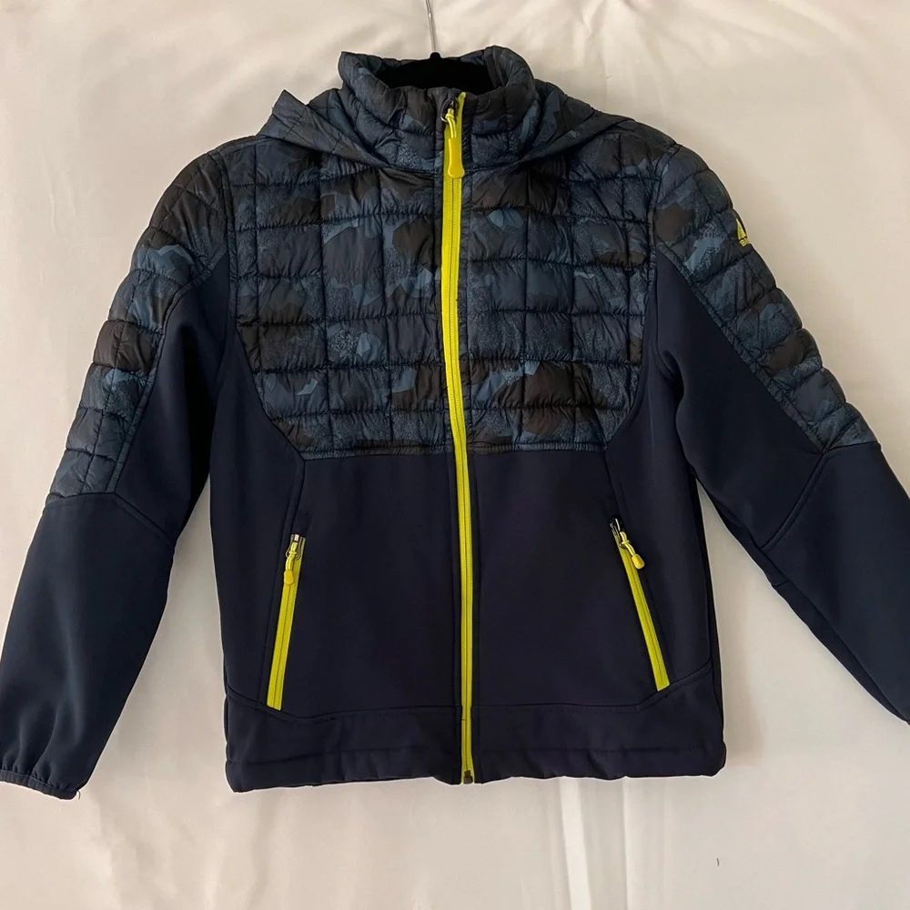 Snozu Boy's Fleece Lined Softshell Jacket Blue Camo Upper‎ Print Size M (10-12)
