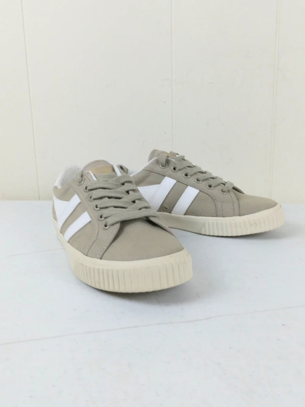 Gola low top