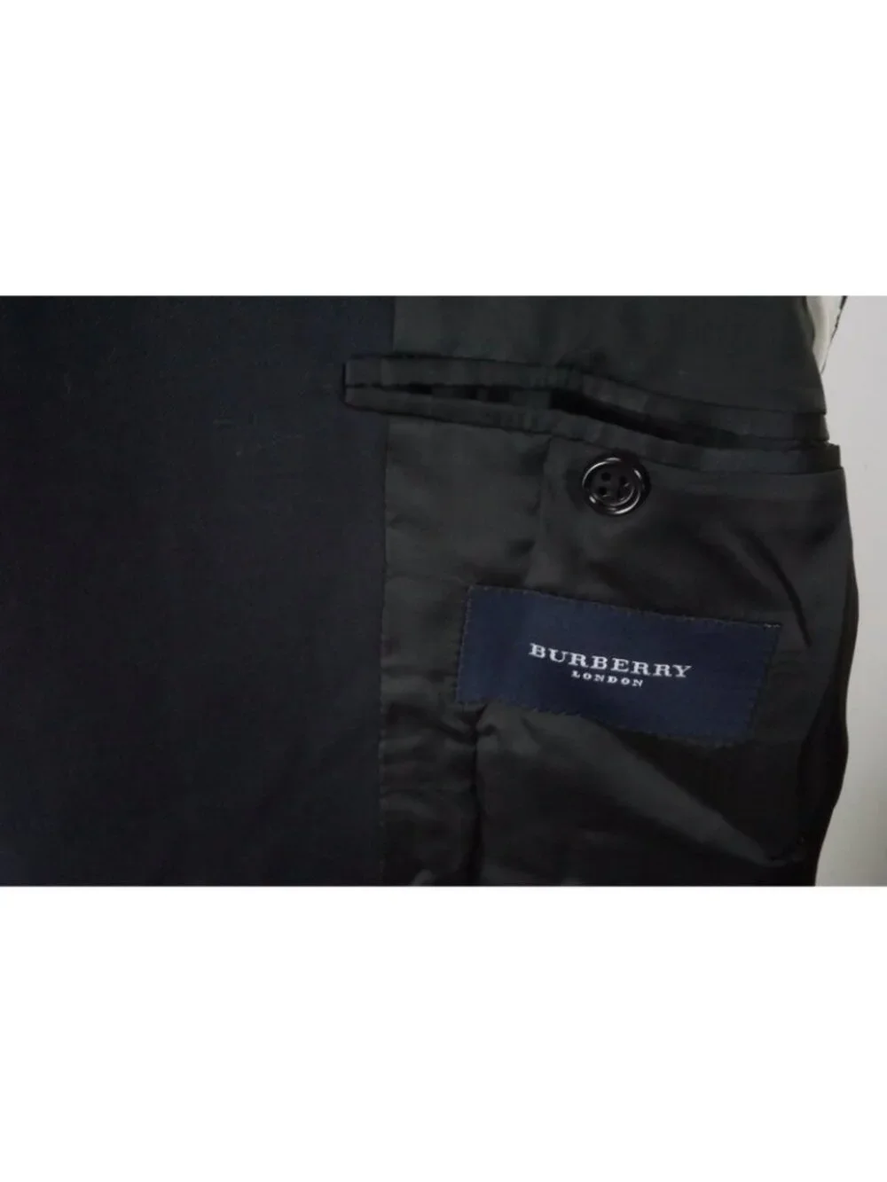 Burberry approximate measurements