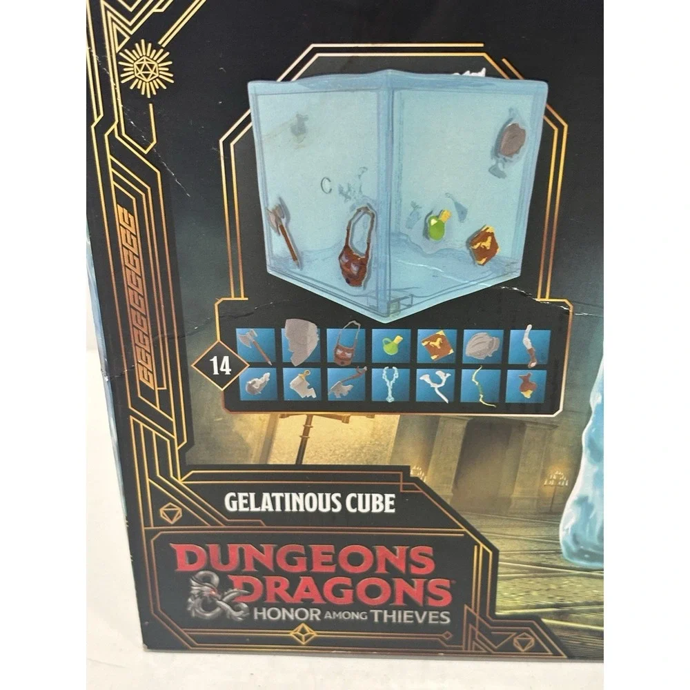 Hasbro d&d archive cube