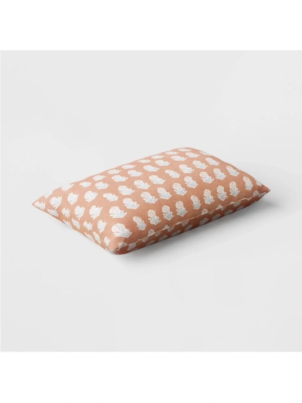 Threshold lumbar throw