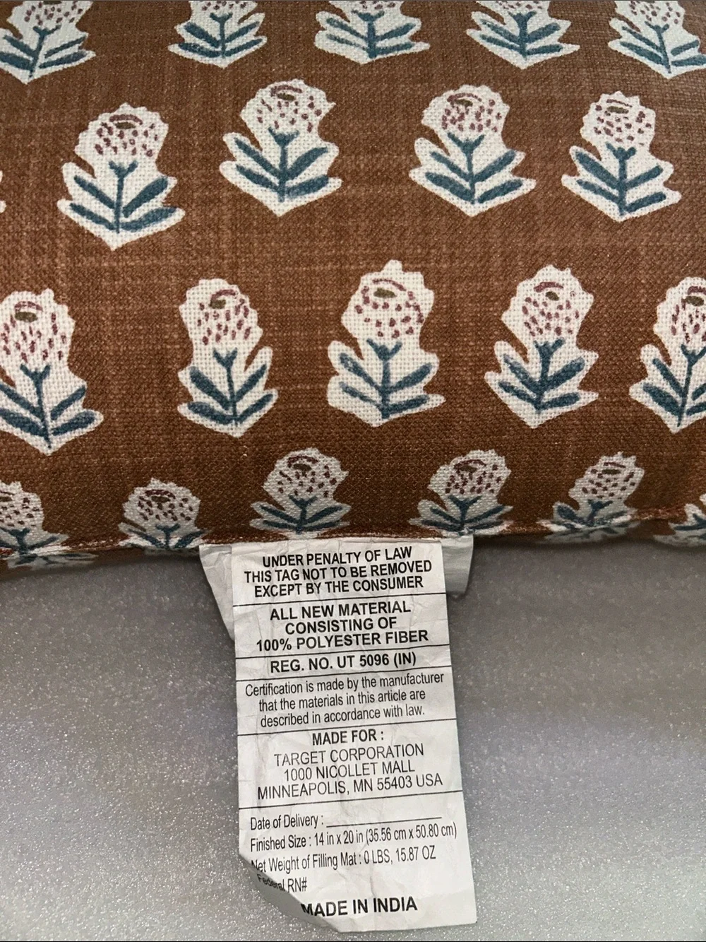Threshold lumbar throw