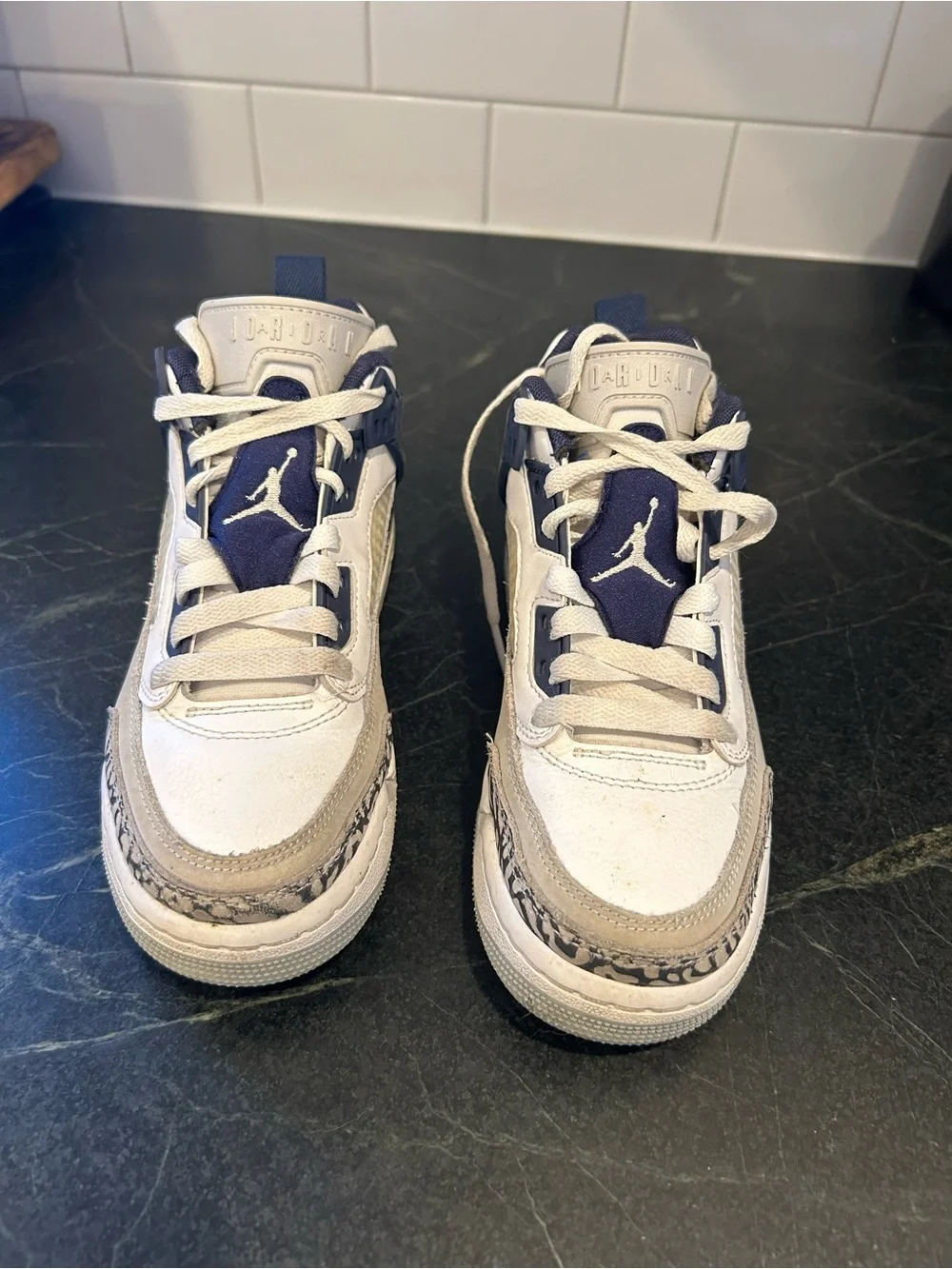 Nike Air Jordan Spizike Low sneakers boys 3.5