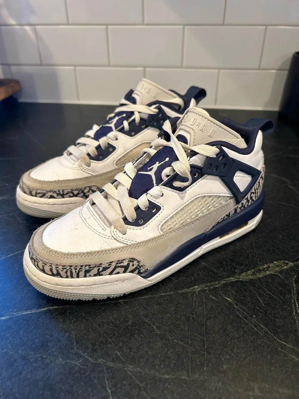 Nike Air Jordan Spizike Low sneakers boys 3.5