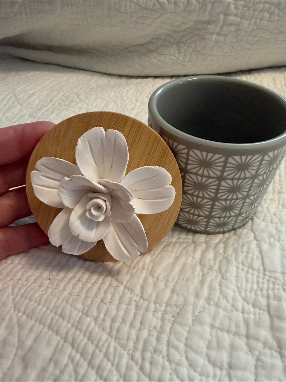Fusion white floral
