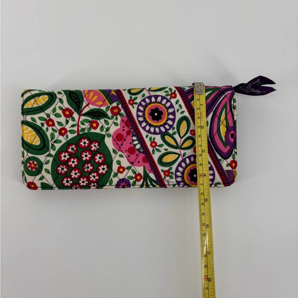 Vera Bradley bright cheerful