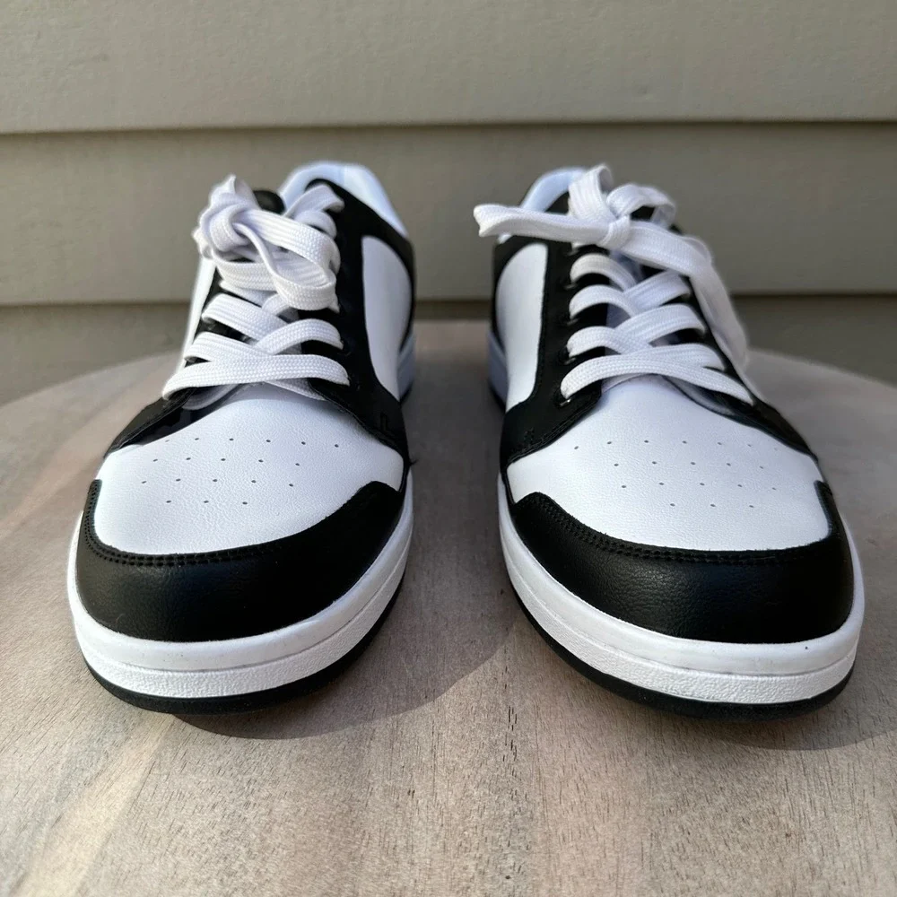 Guess Mens Low Top Sneakers Size 11 Black White Colorblock Faux Leather Shoes