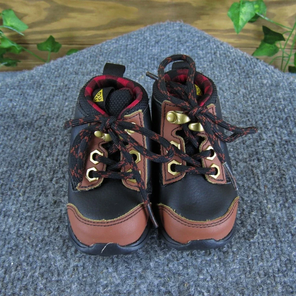 Nike boys bootie