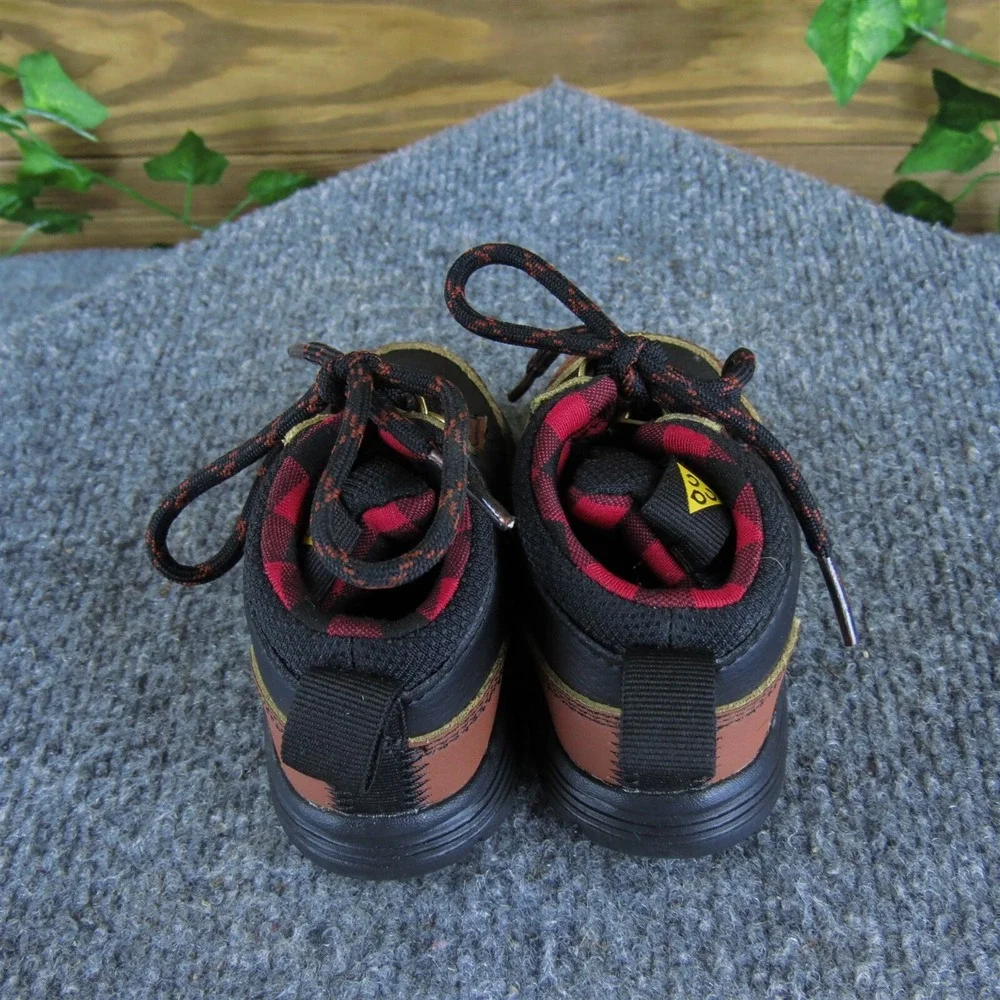 Nike boys bootie