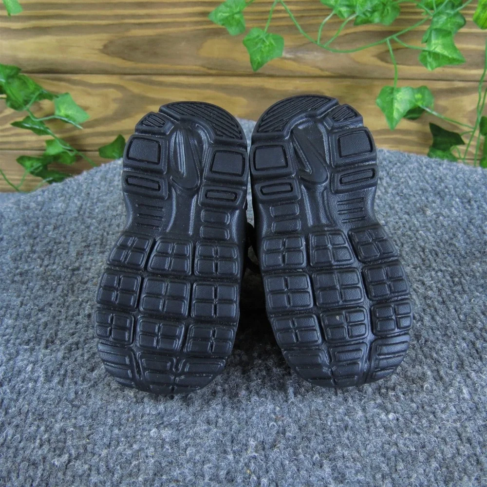 Nike boys bootie