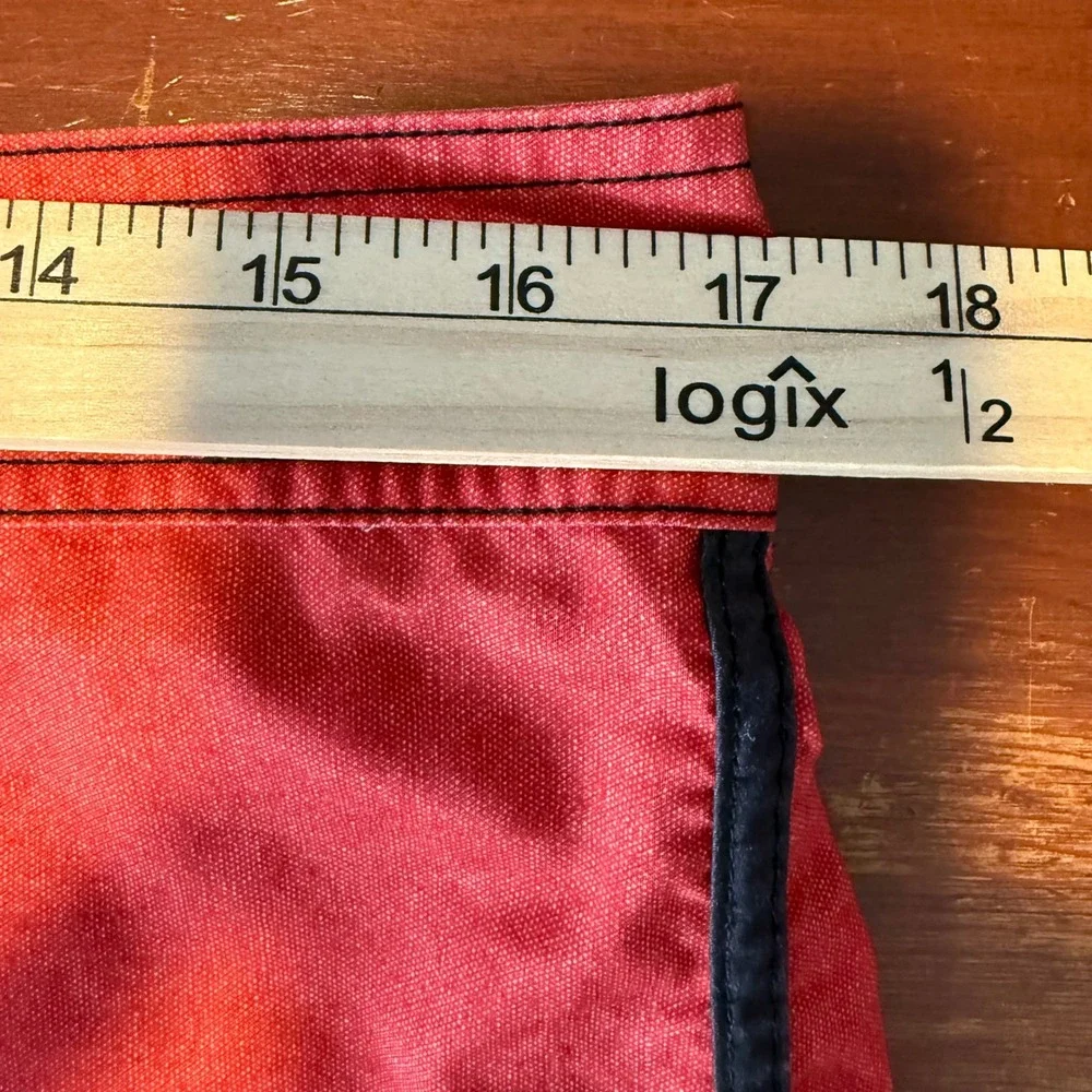Lira board shorts