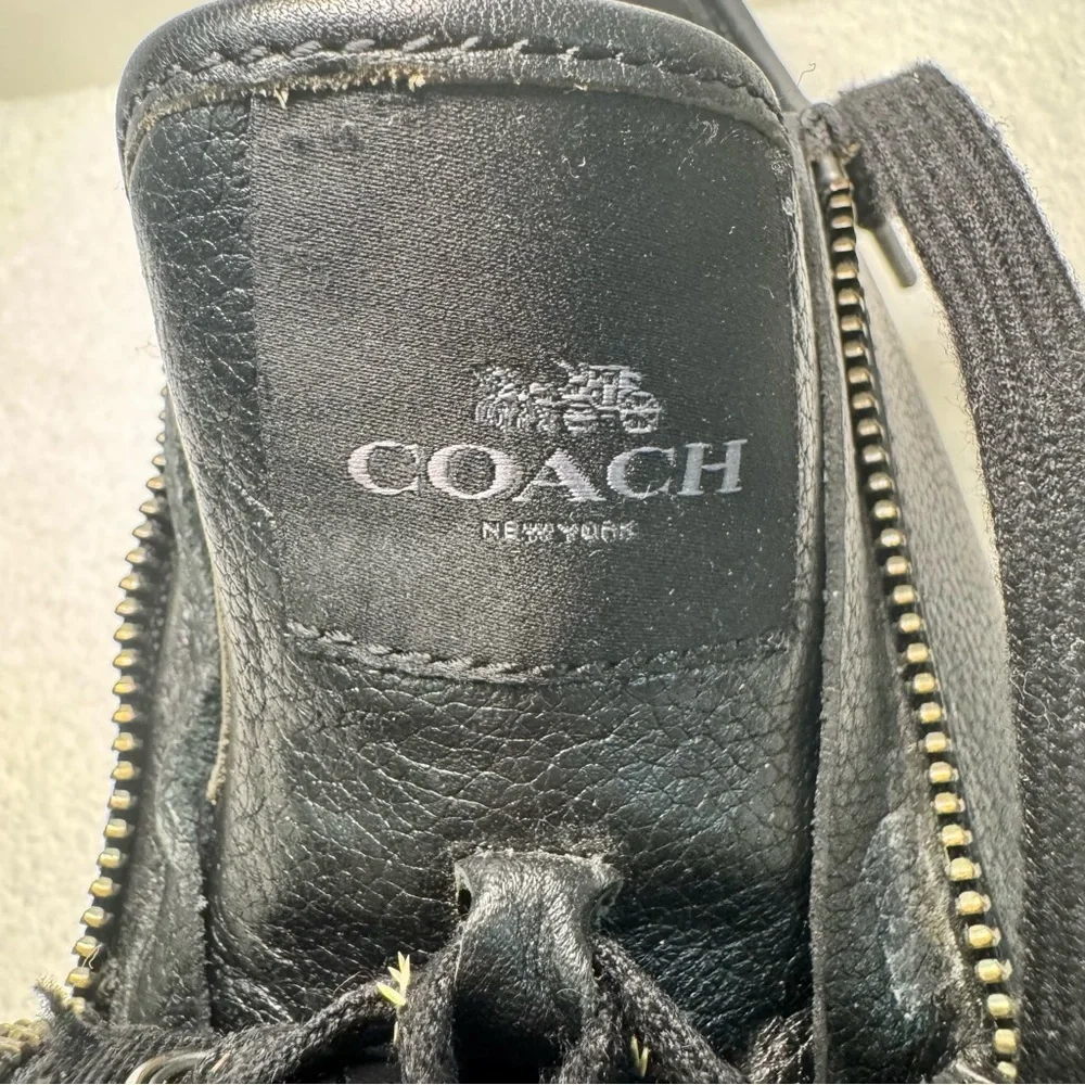 Coach Women’s Empire black and white‎ leather sneakers with zipper detail size 8