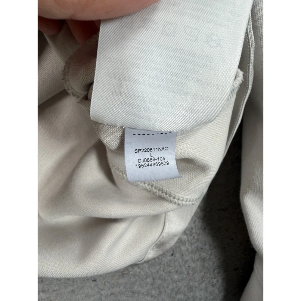 Jordan has stains