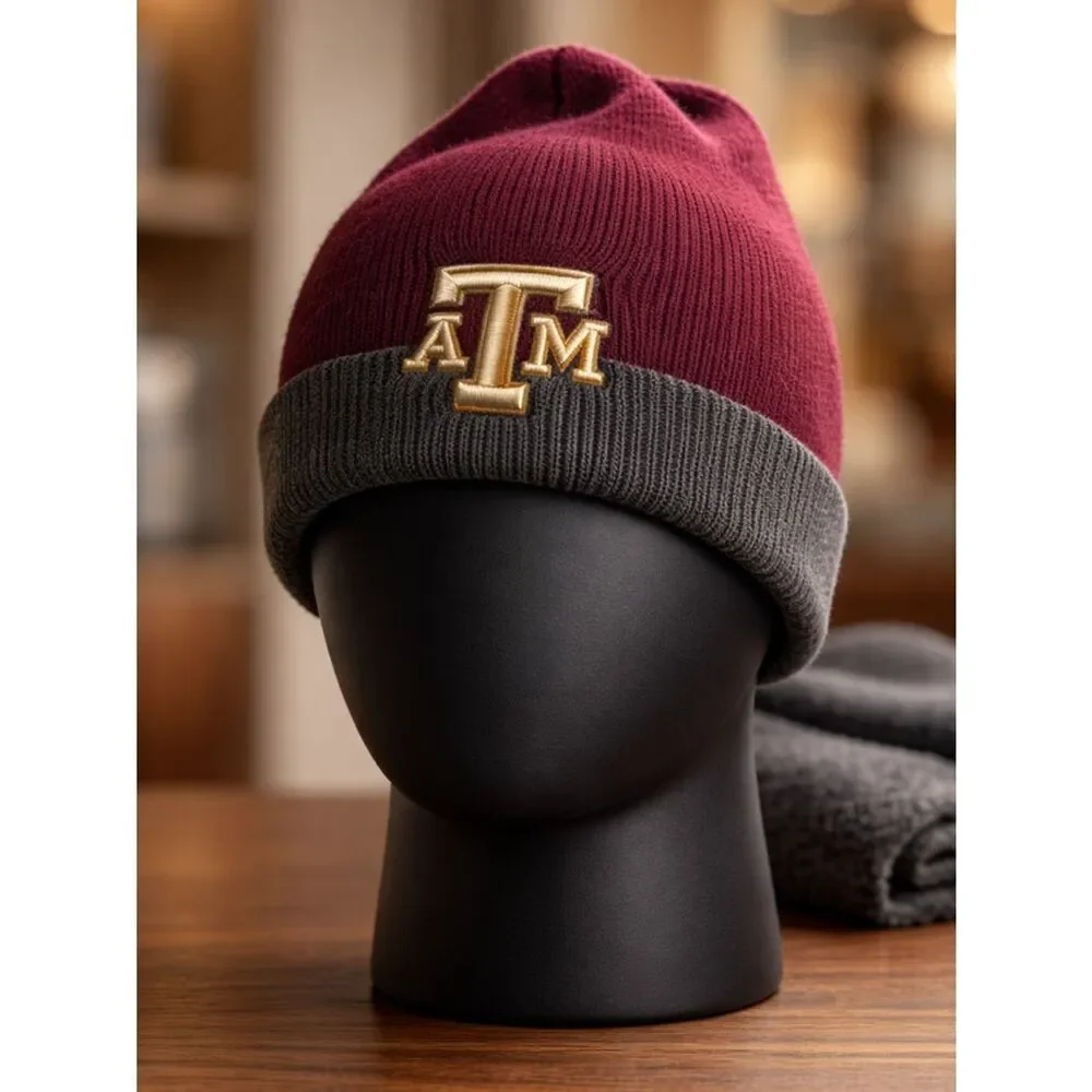 Top of the World beanie nwot