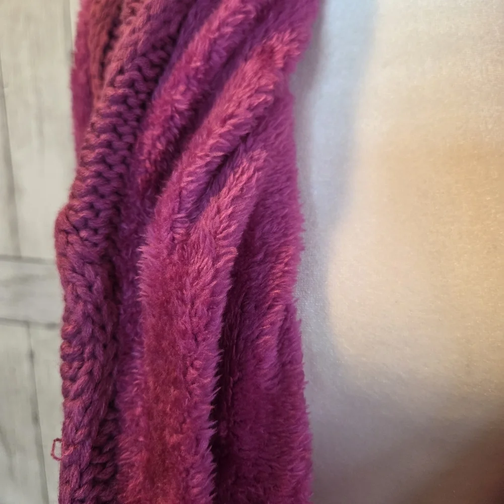 UGG stylish fuschia
