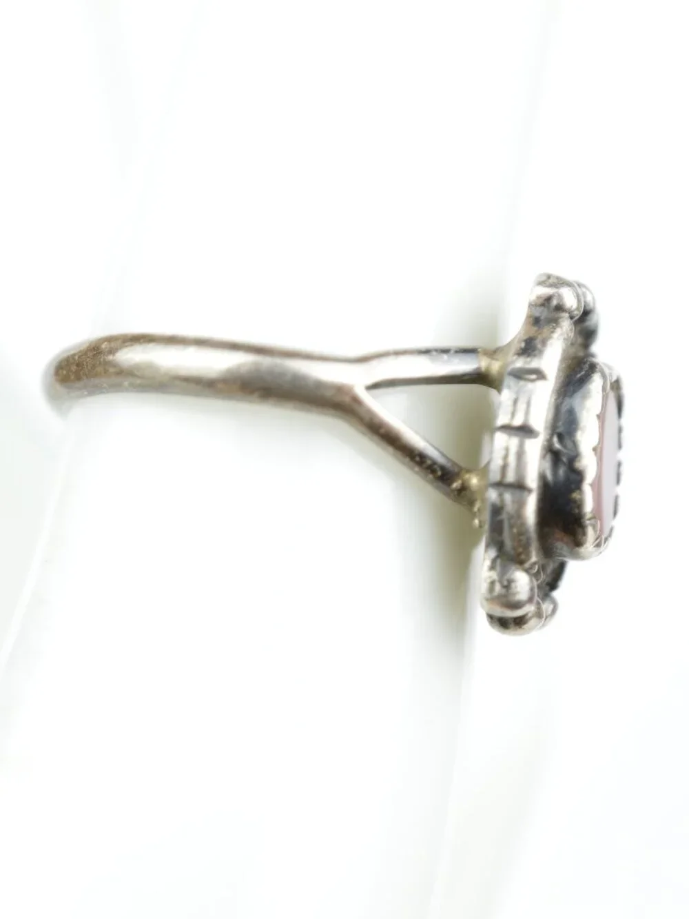 N/A delicate classic triangular