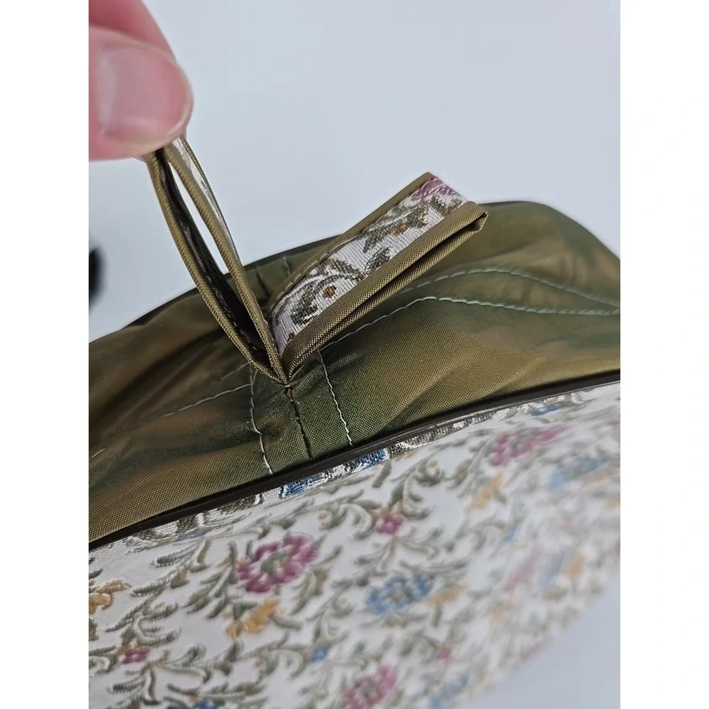 Blue Saks Fifth Avenue faqs insulating