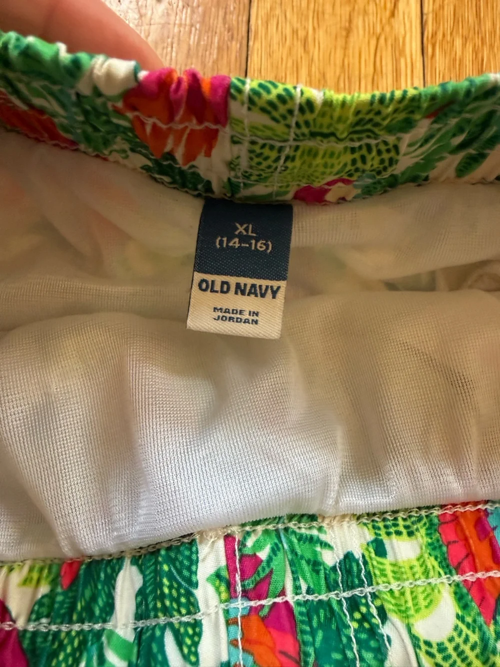 Old Navy leaf swim print