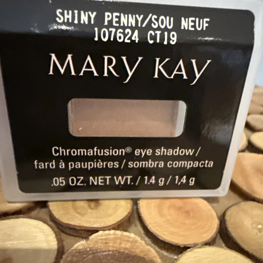 Mary Kay CHROMAFUSION EYE SHADOW 0.05‎ Oz Shiny Penny 107624