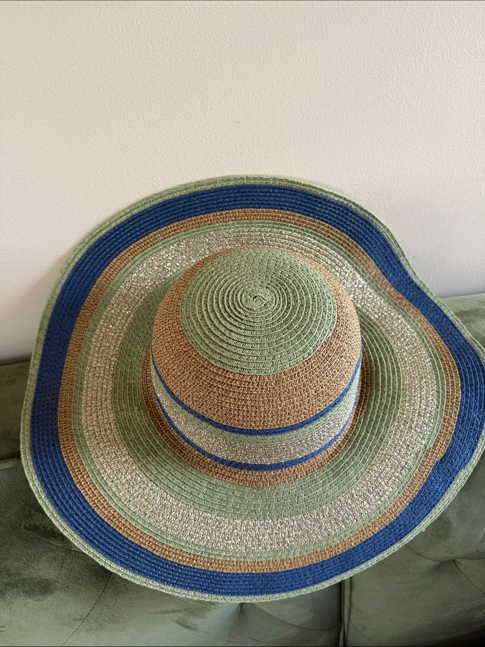 Collectioneighteen lightweight woven