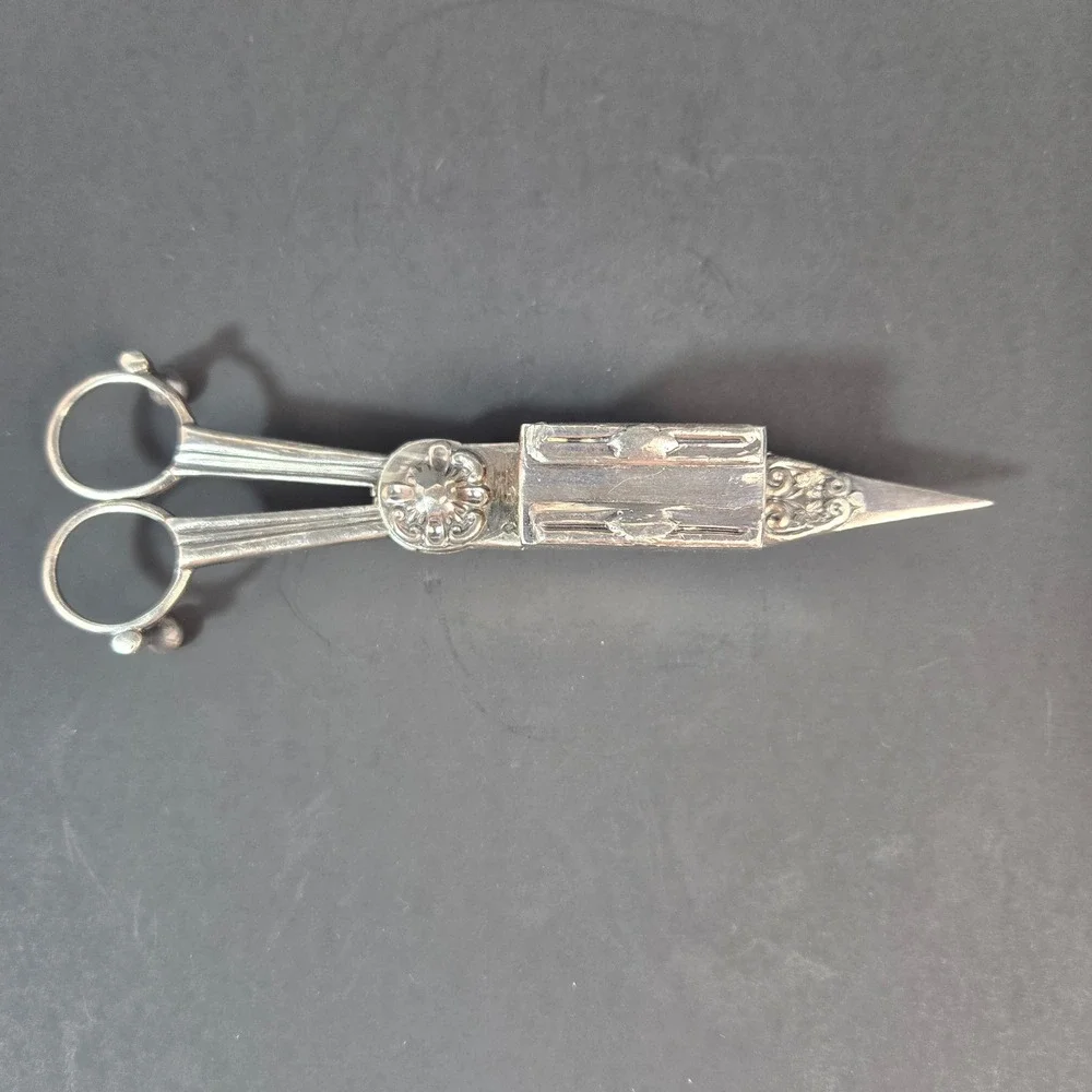 Antique Silver Tone Candle Snuffer Wick Trimmer Scissor Ornate Floral Victorian