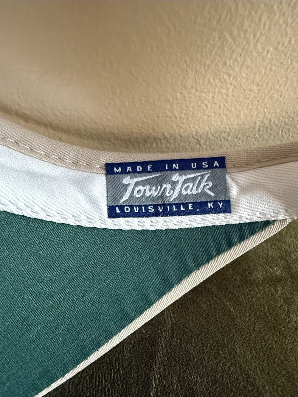 Town Talk light beige