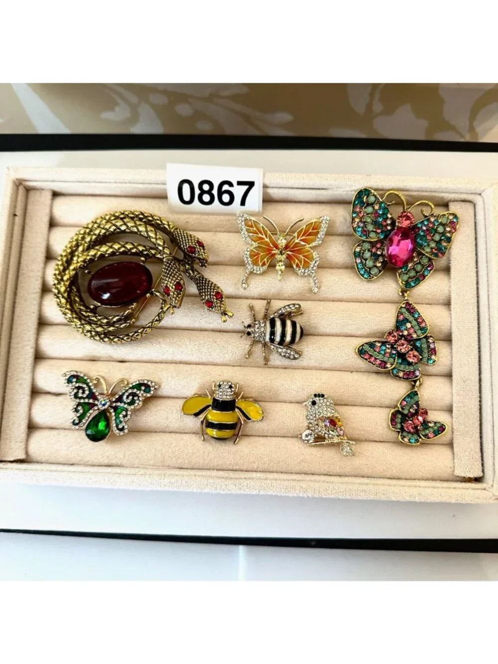 N/A stunning collection