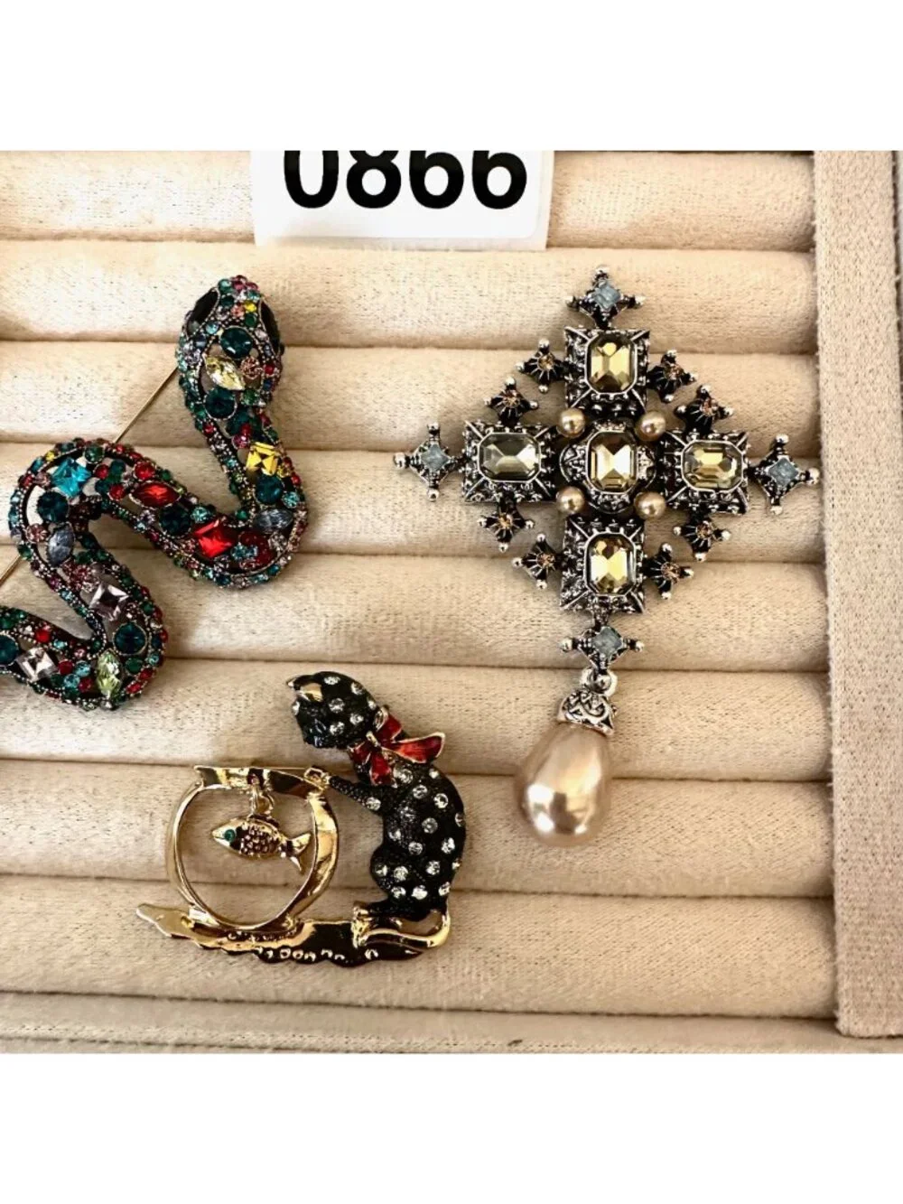 N/A stunning collection
