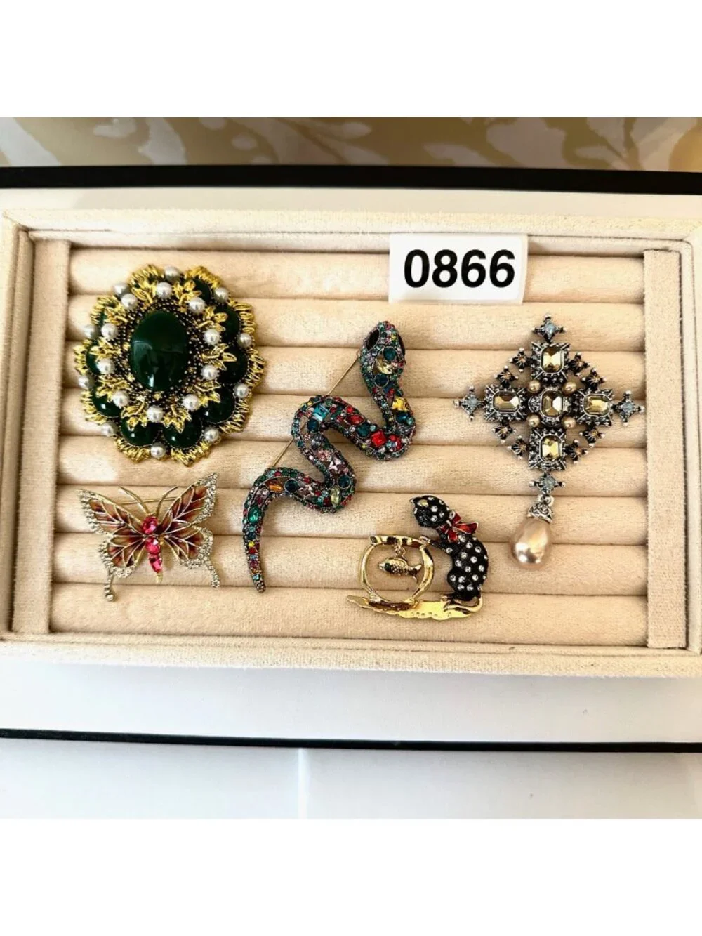 N/A stunning collection