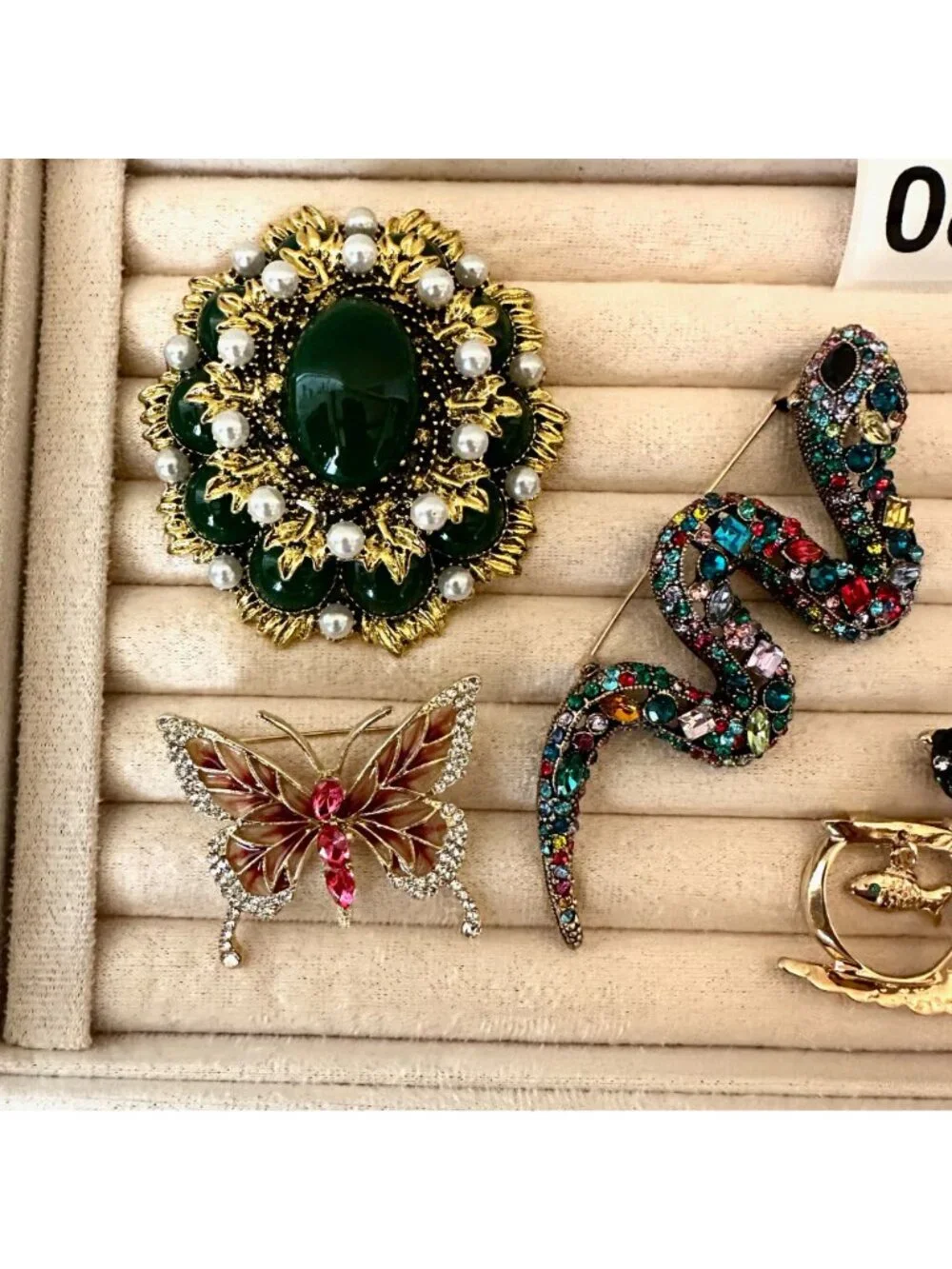 N/A stunning collection