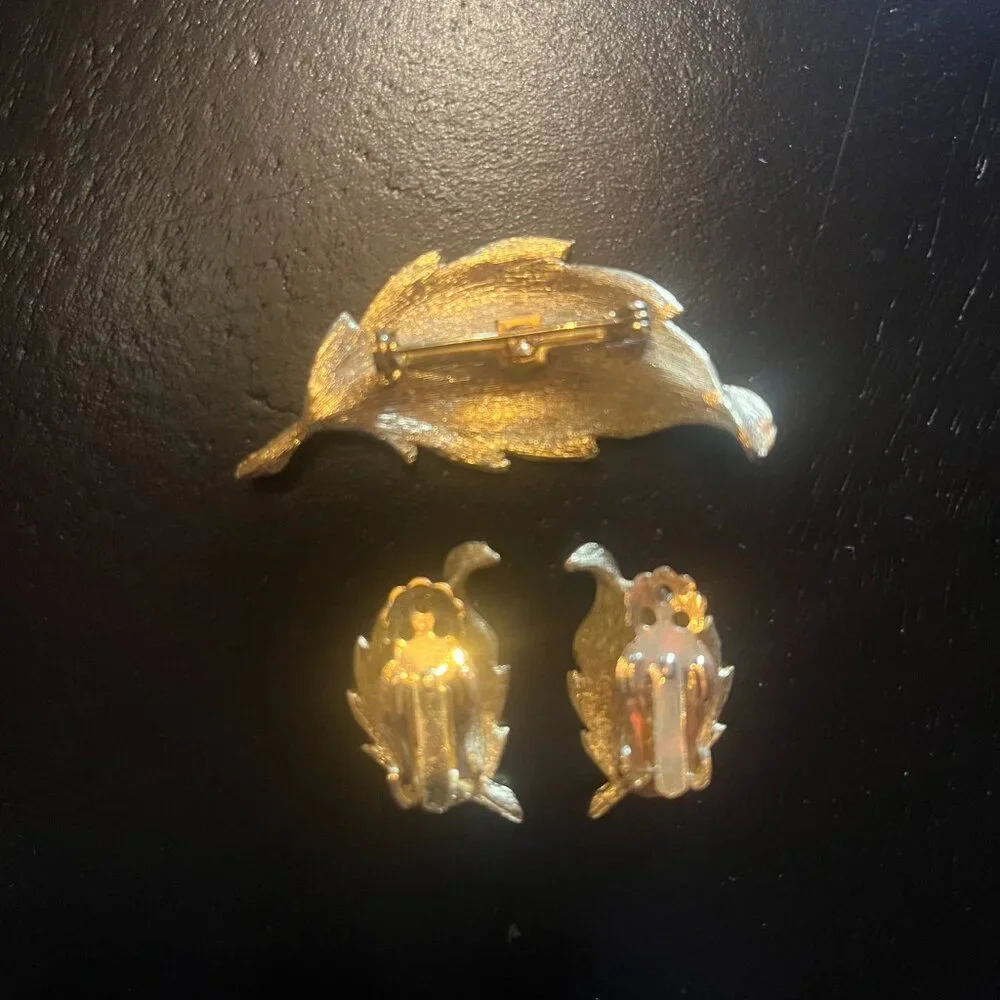 N/A vintage gold