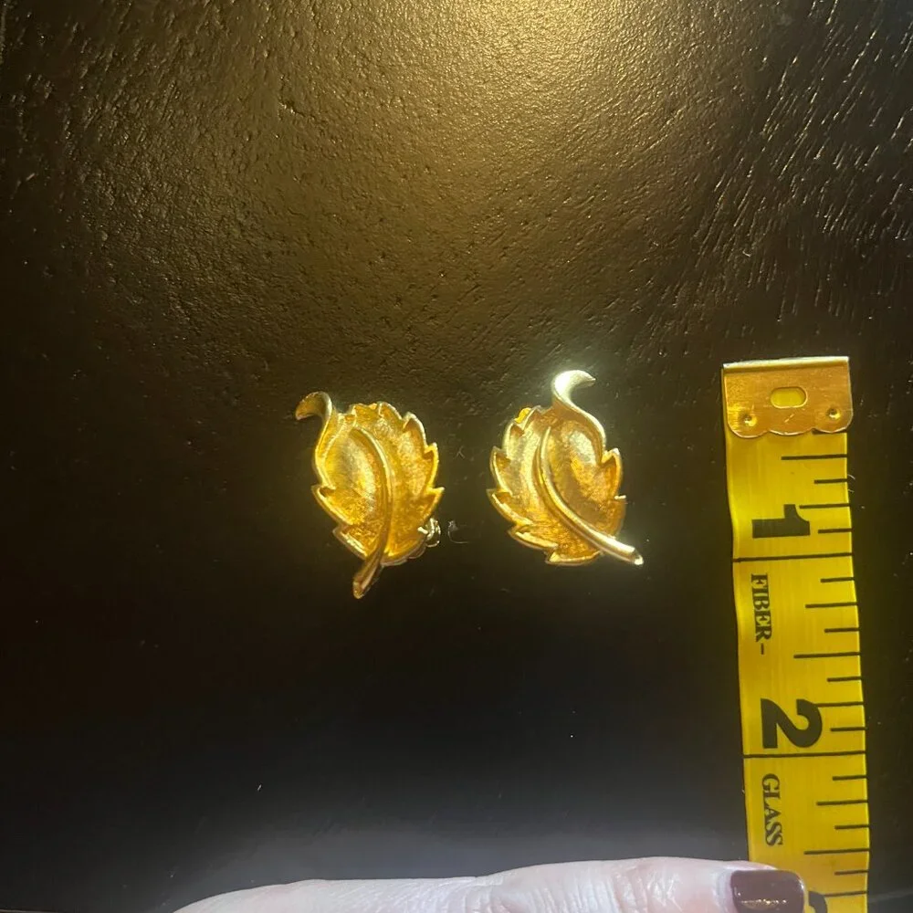 N/A vintage gold