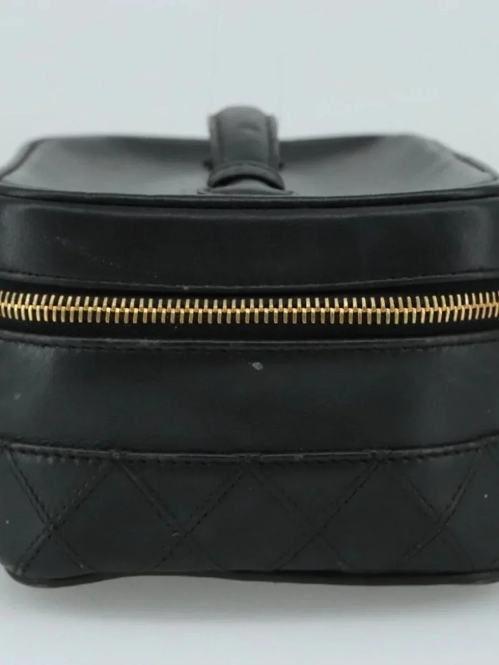 CHANEL brand	chanel color	black