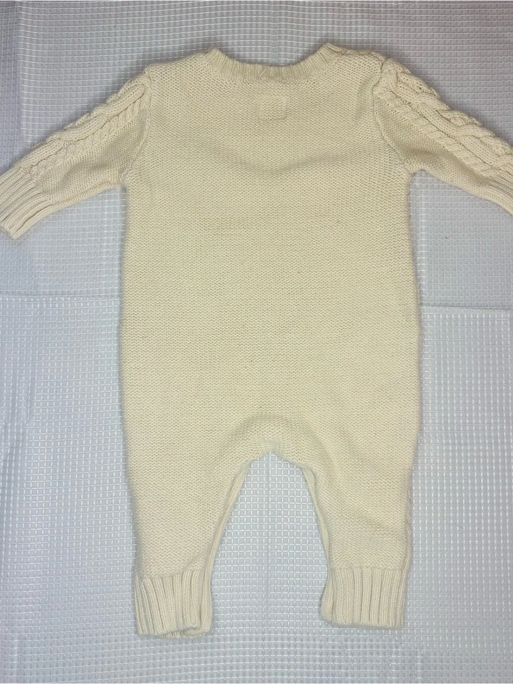Baby Gap Knitted Cream Colored Onesie Size 0-3 Months 100% Cotton