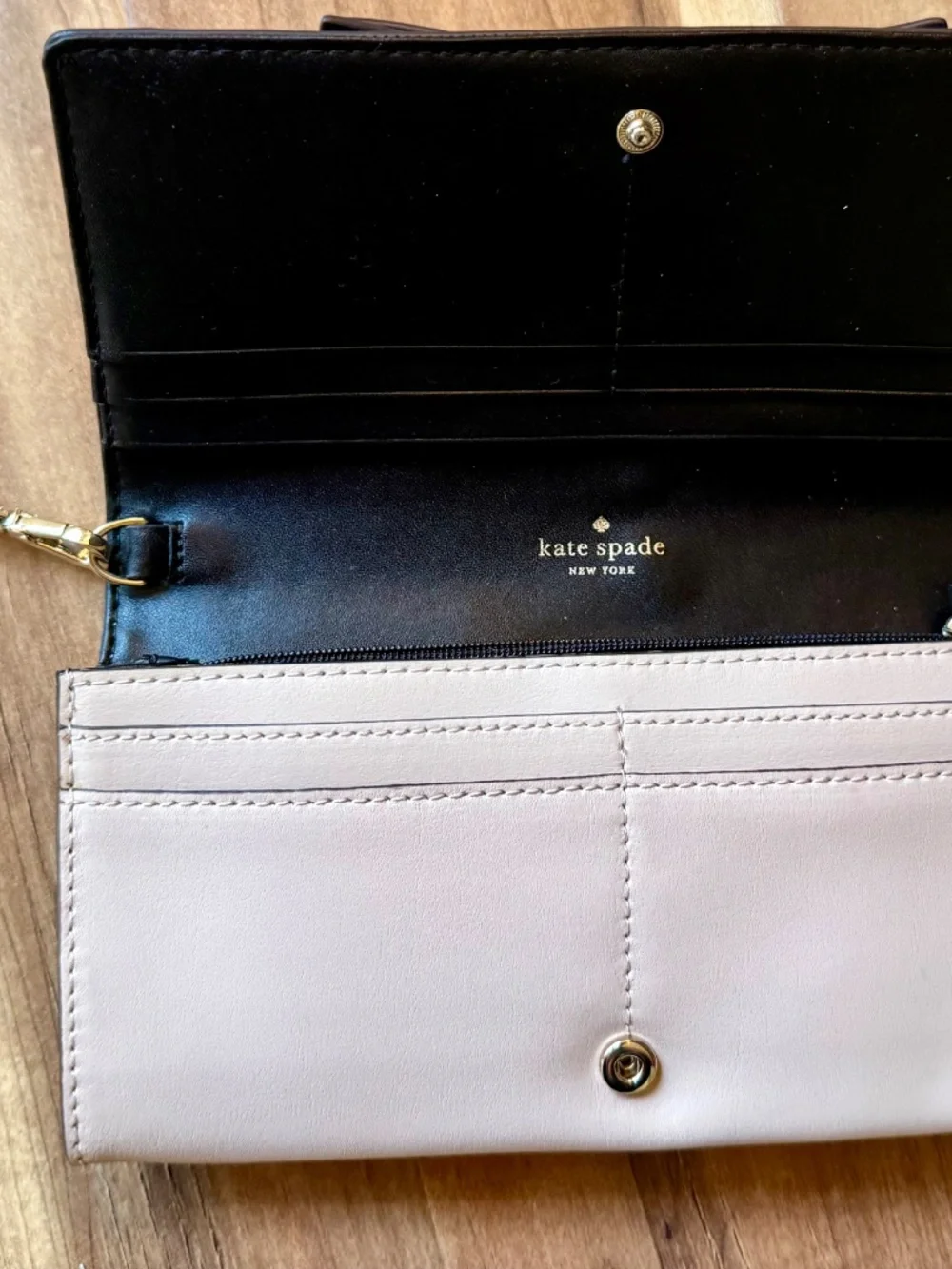 kate spade adorable wristlet