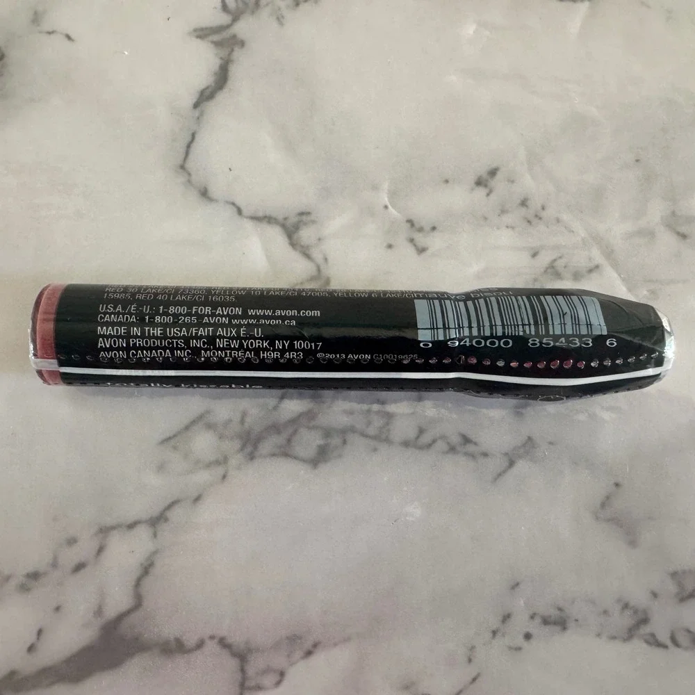 Avon Totally Kissable Lip Gloss Mauve Kiss J101 New Sealed 0.24 oz Discontinued