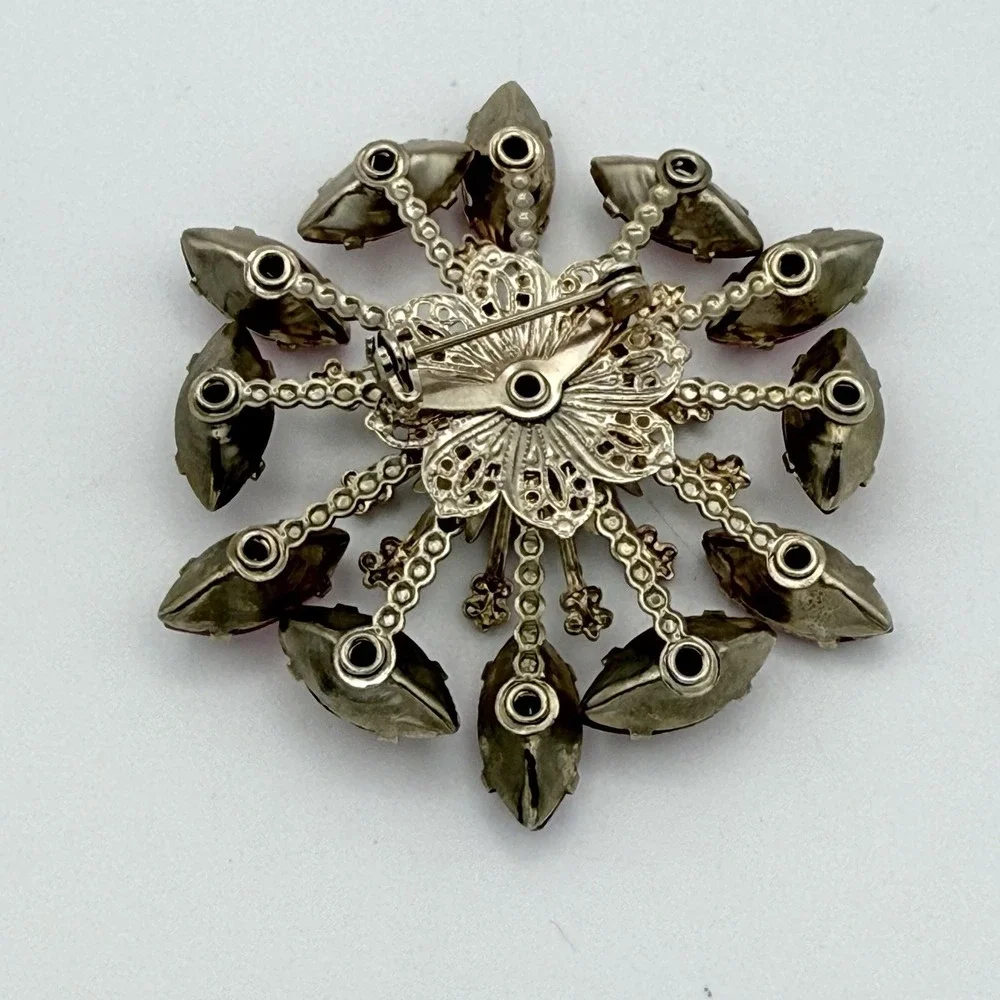 The Unbranded Brand brooch red